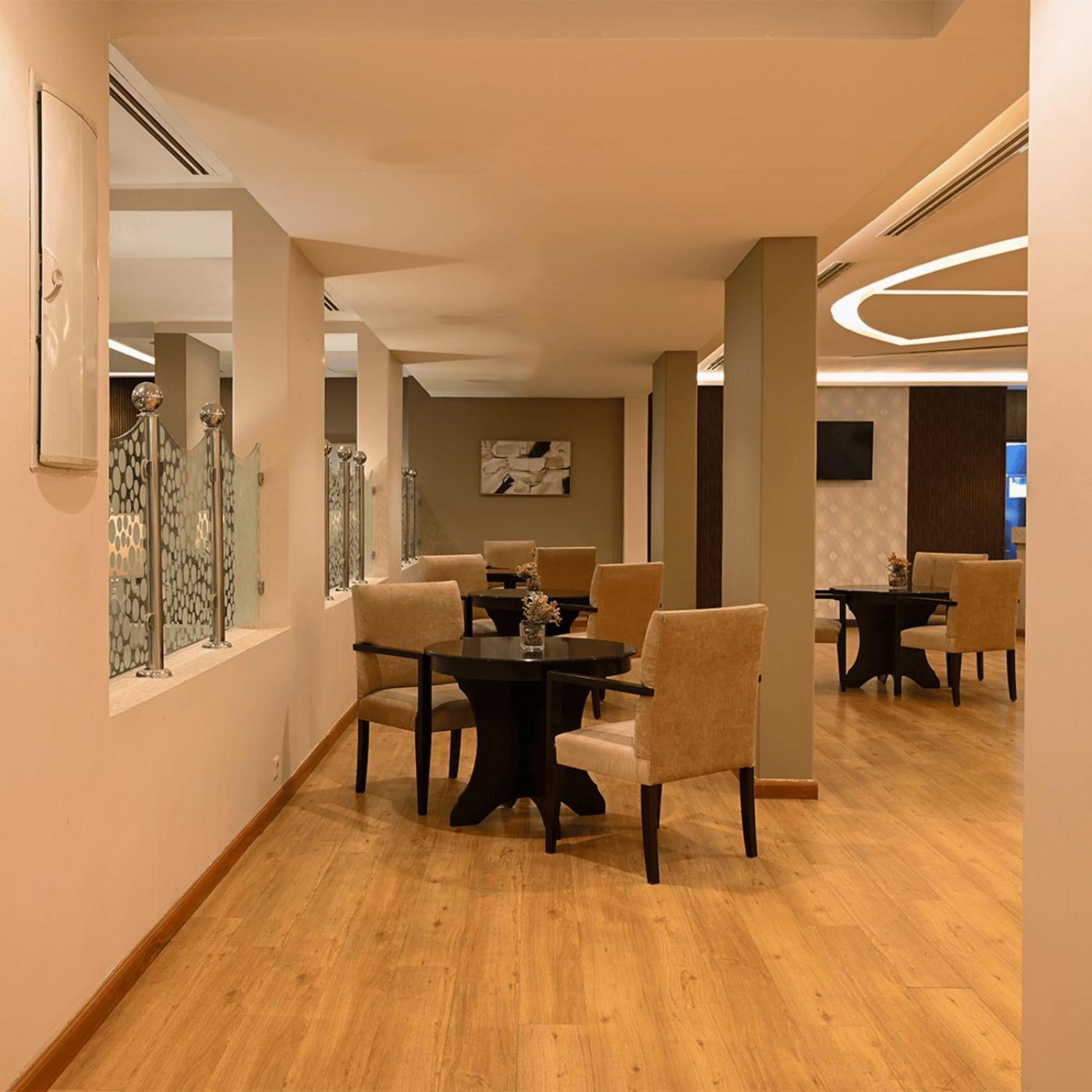 Boudl Al-Maidan Aparthotel Hafar Al-Batin Bagian luar foto